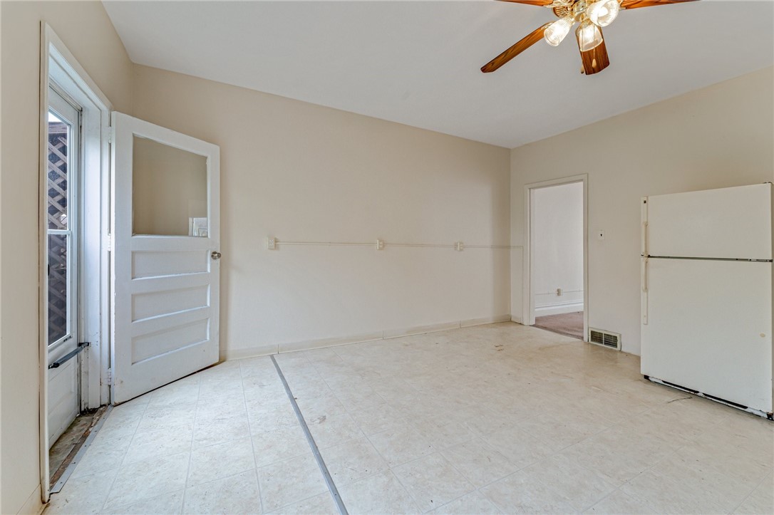 109&111 Davis Street