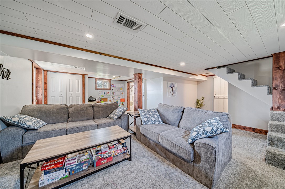 202 Willow Crossing Rd