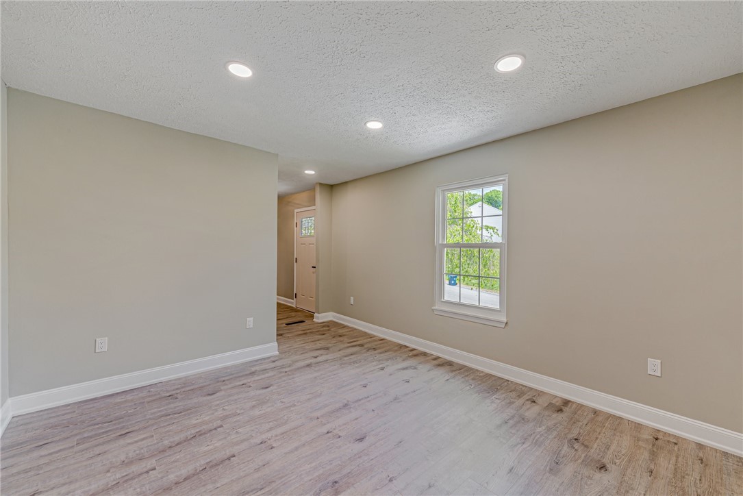 109 Peppertree Drive