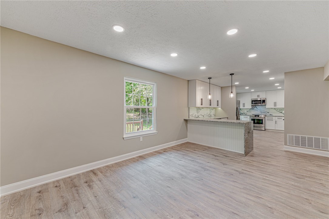 109 Peppertree Drive