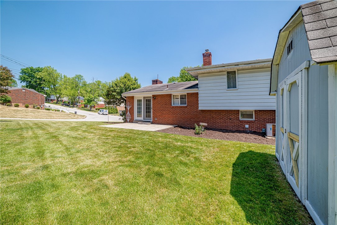 175 Crescent Garden Dr