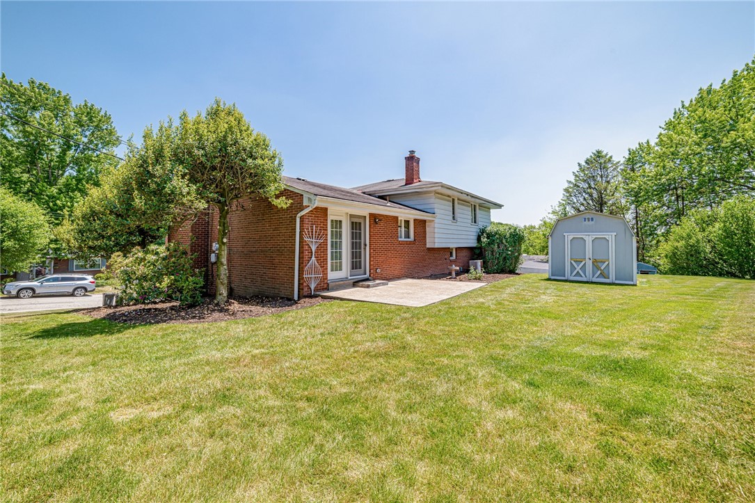 175 Crescent Garden Dr