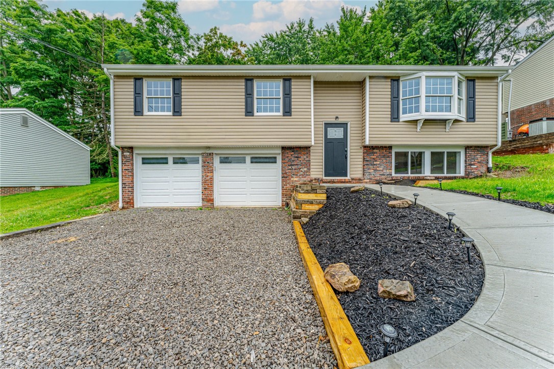 2406 Rolling Farms Rd