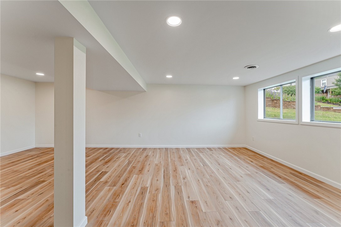 2406 Rolling Farms Rd