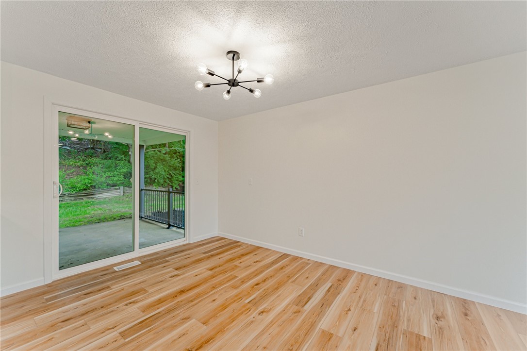 2406 Rolling Farms Rd