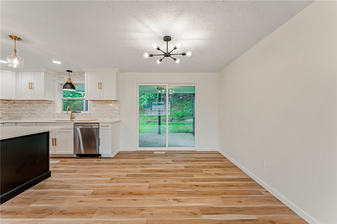 2406 Rolling Farms Rd