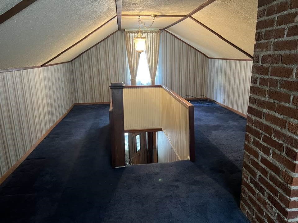 494 & 494 1/2 Evergreen Rd.