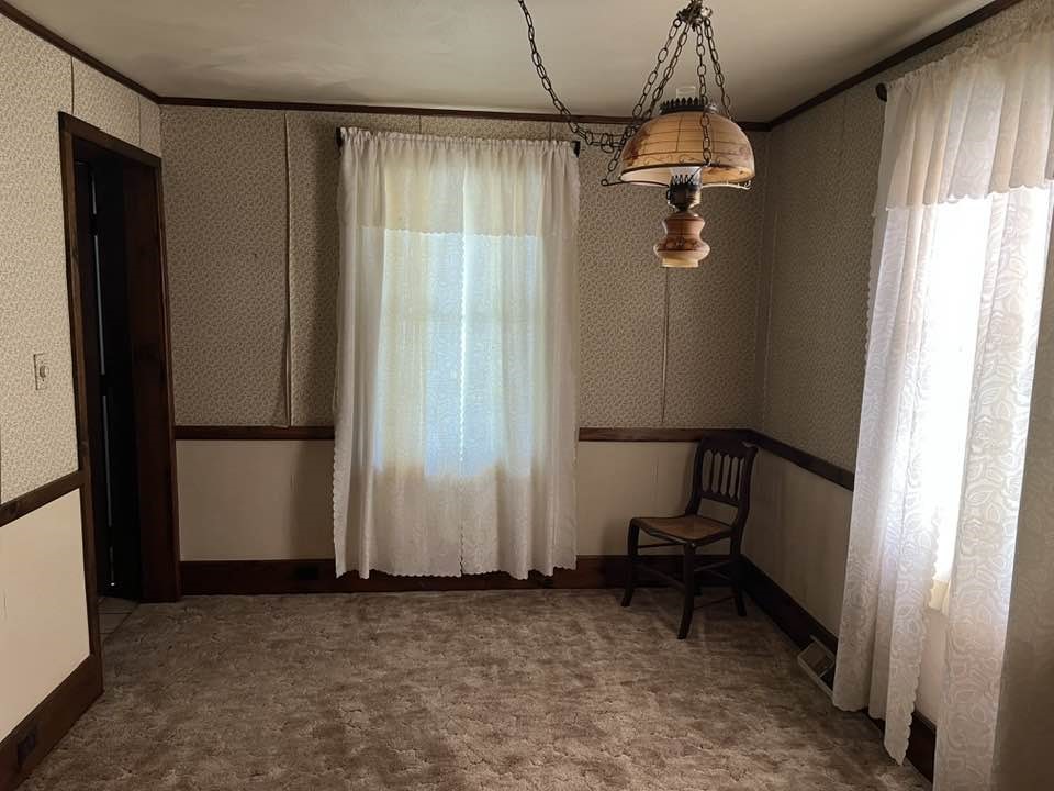 494 & 494 1/2 Evergreen Rd.