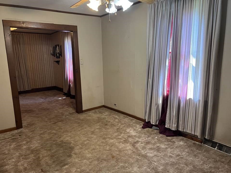 494 & 494 1/2 Evergreen Rd.