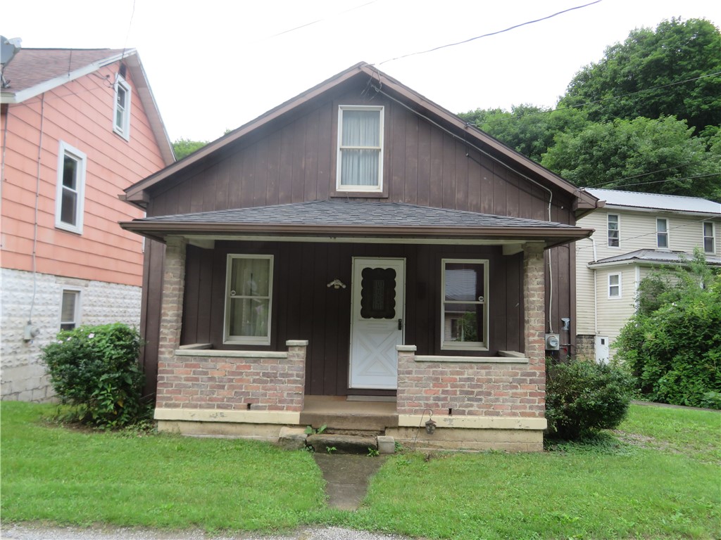 494 & 494 1/2 Evergreen Rd.