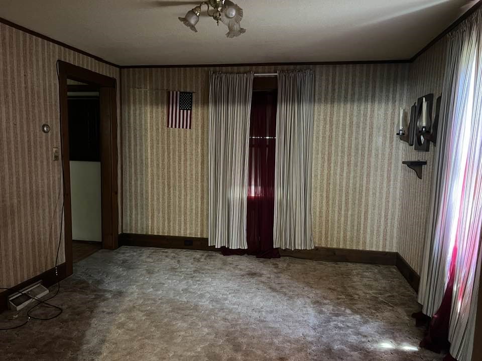 494 & 494 1/2 Evergreen Rd.