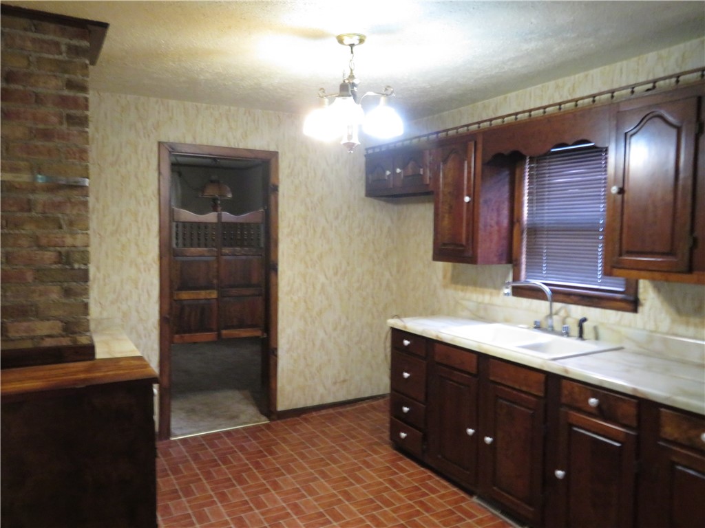 494 & 494 1/2 Evergreen Rd.