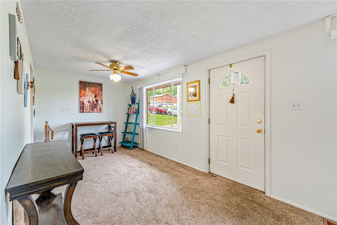 531 Sunnyfield Drive