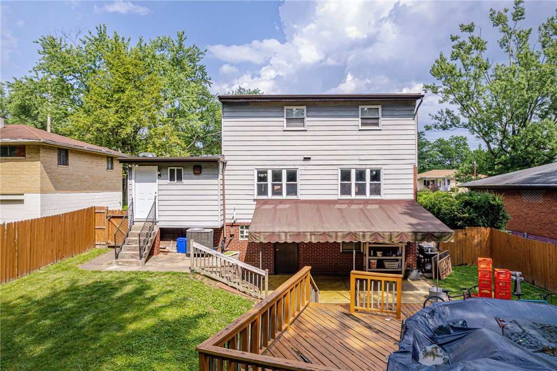 531 Sunnyfield Drive