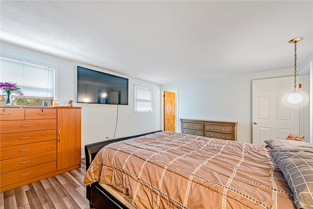 531 Sunnyfield Drive