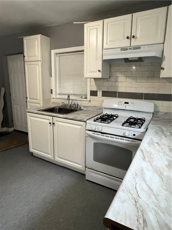 830-828 Railroad Street