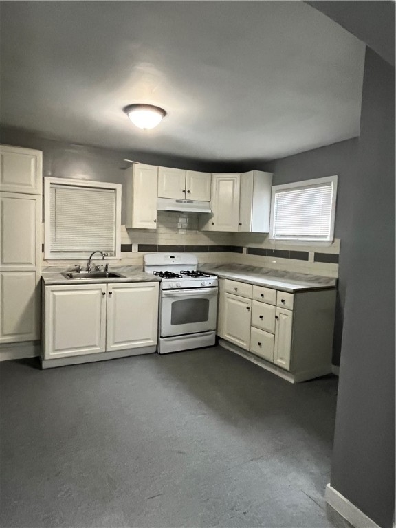 830-828 Railroad Street