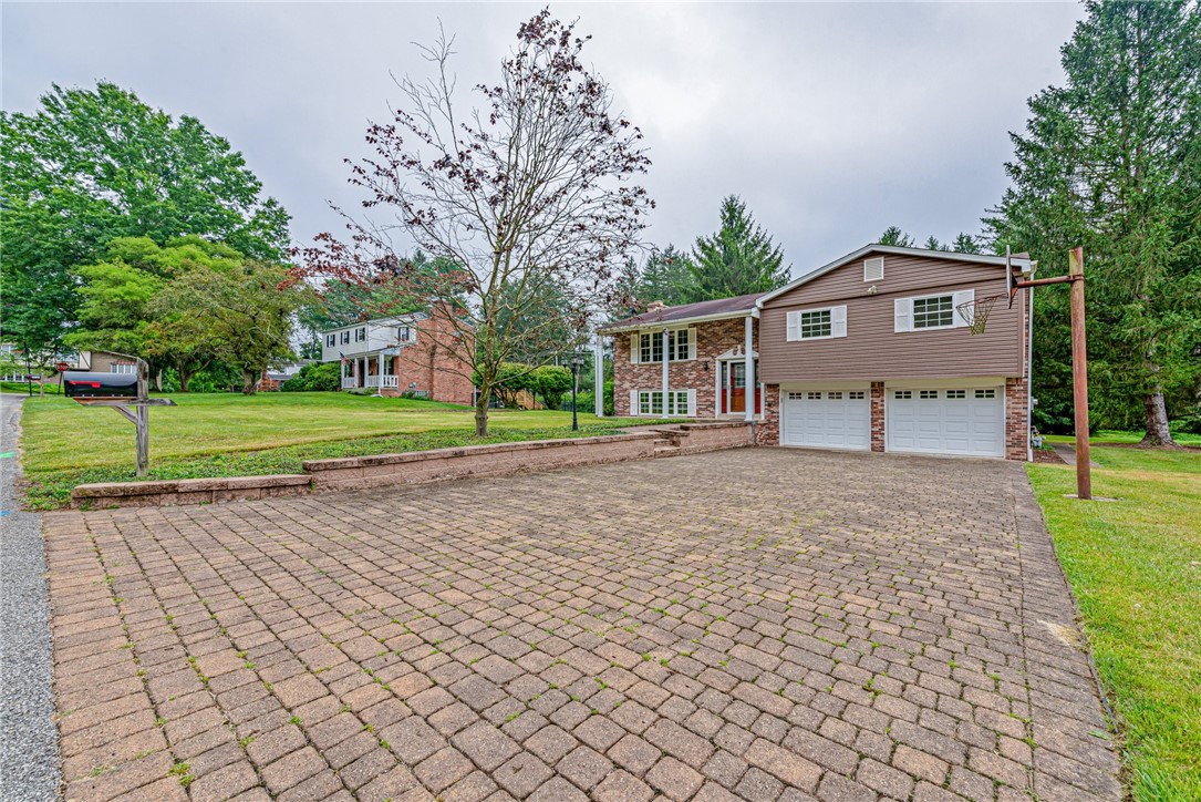 3728 Gleneagle Drive