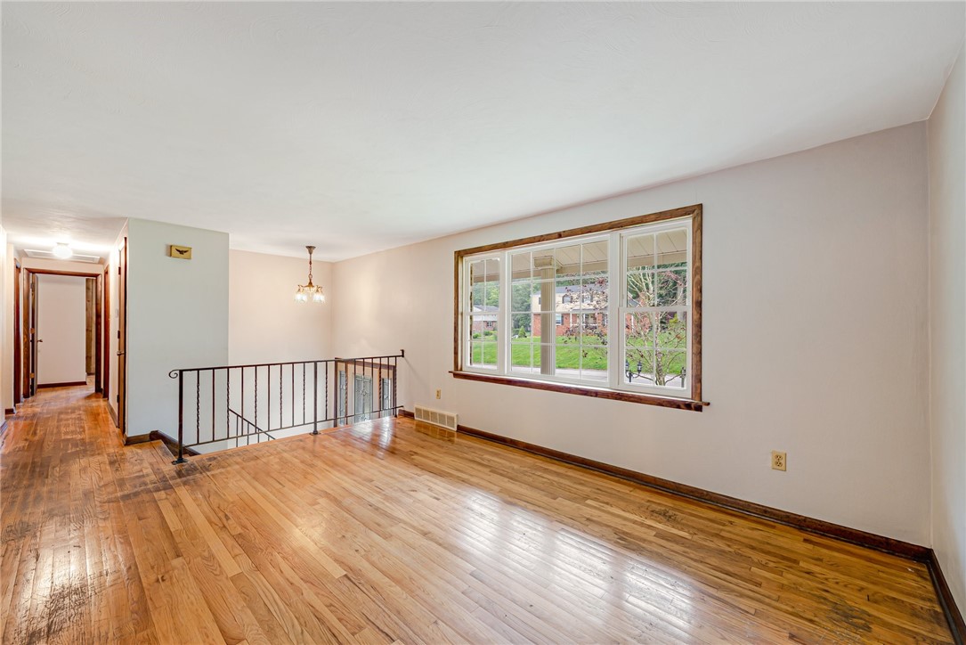 3728 Gleneagle Drive