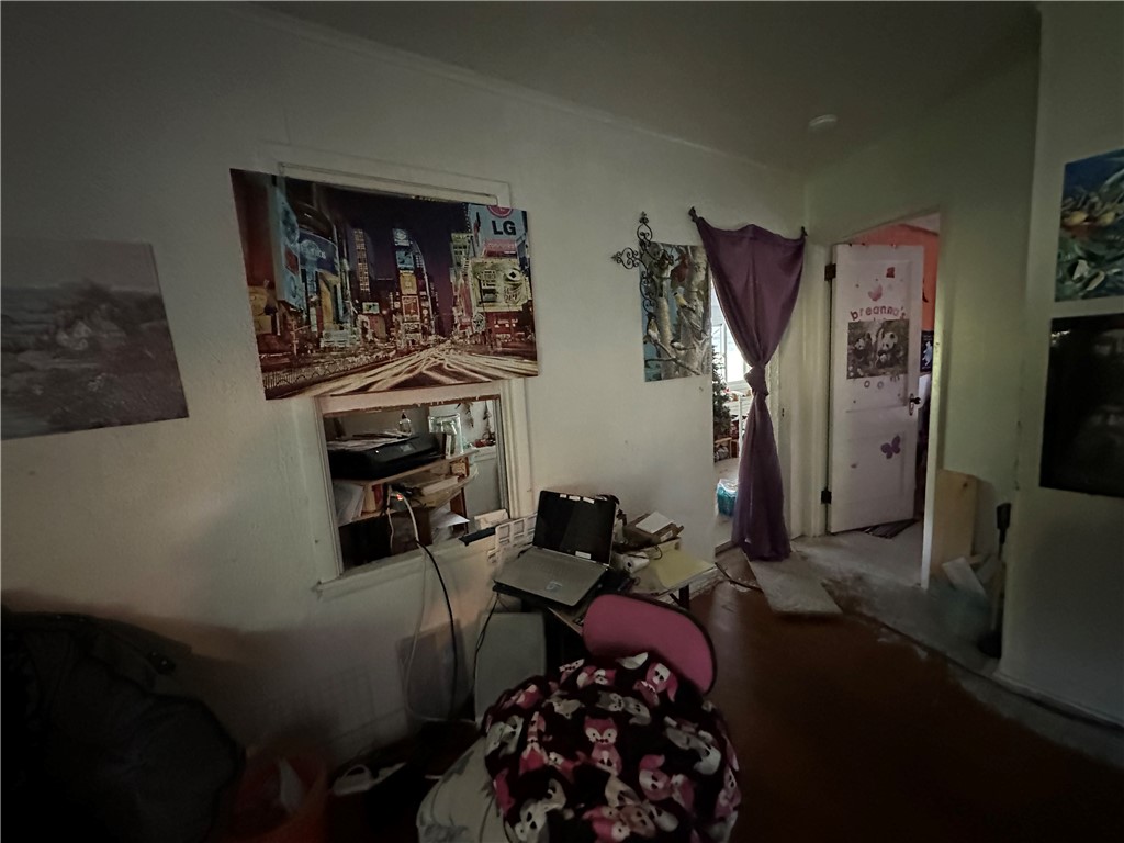 7051 Pleasant Valley Rd