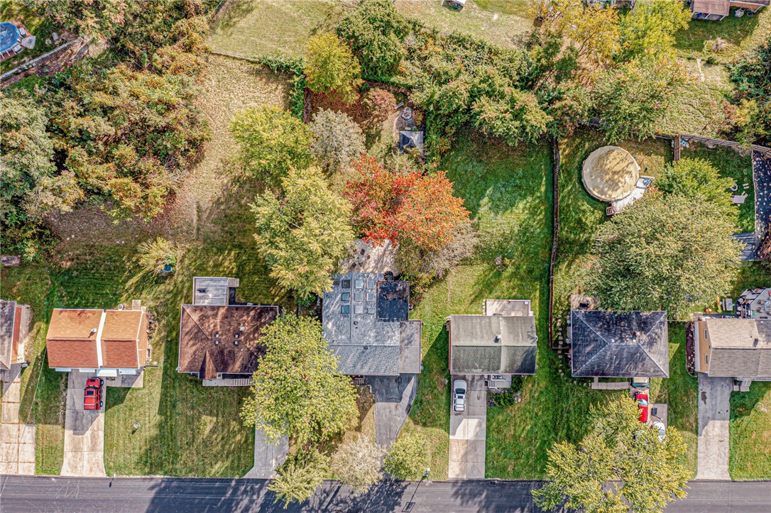 526 Sunnyfield Drive