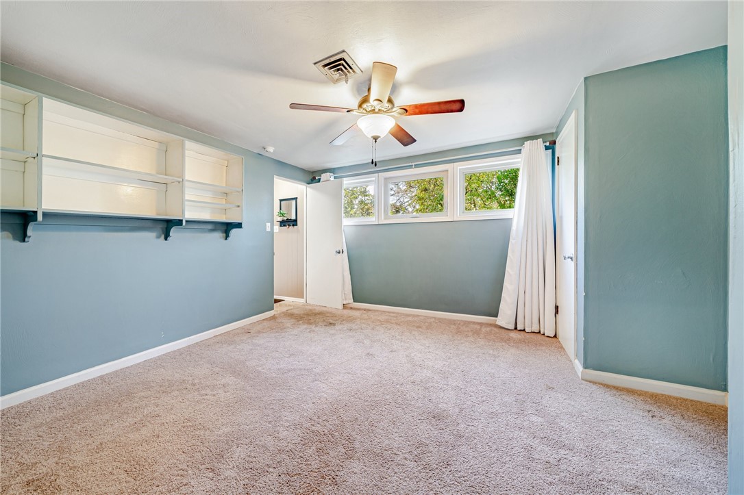 526 Sunnyfield Drive