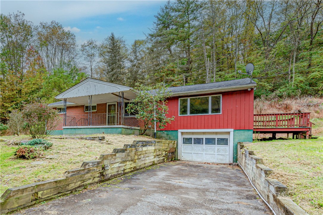 203 Shuster Hollow Rd