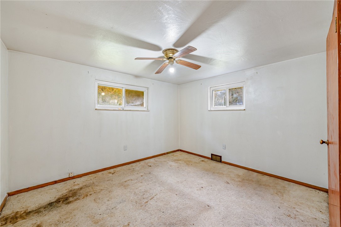 203 Shuster Hollow Rd