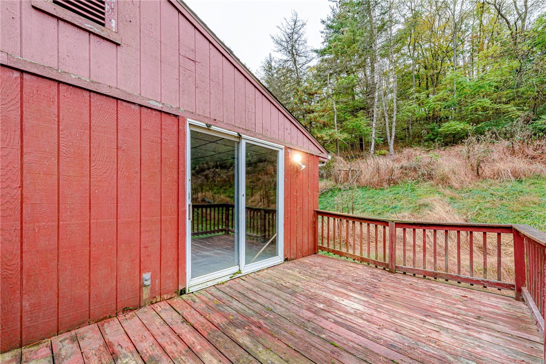 203 Shuster Hollow Rd