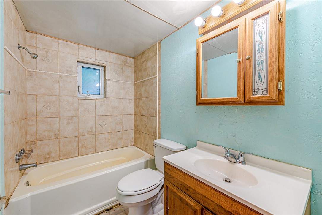 203 Shuster Hollow Rd