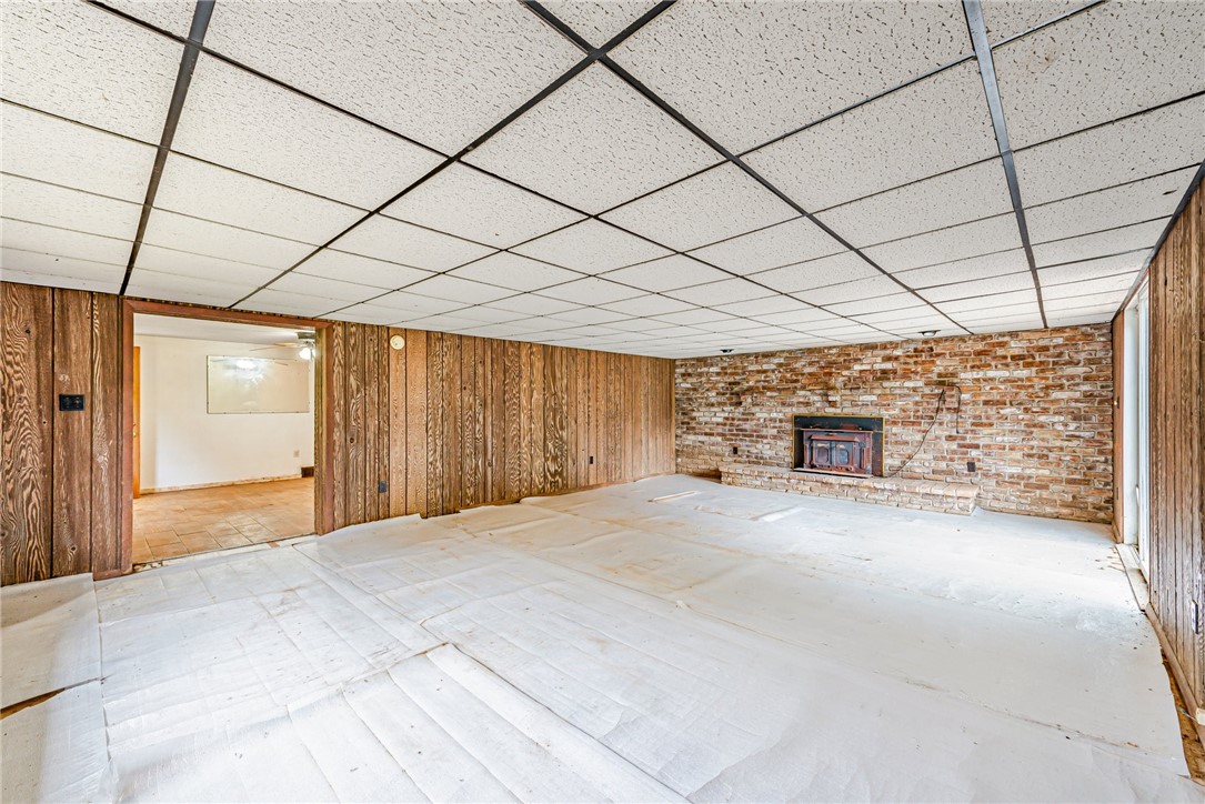 203 Shuster Hollow Rd