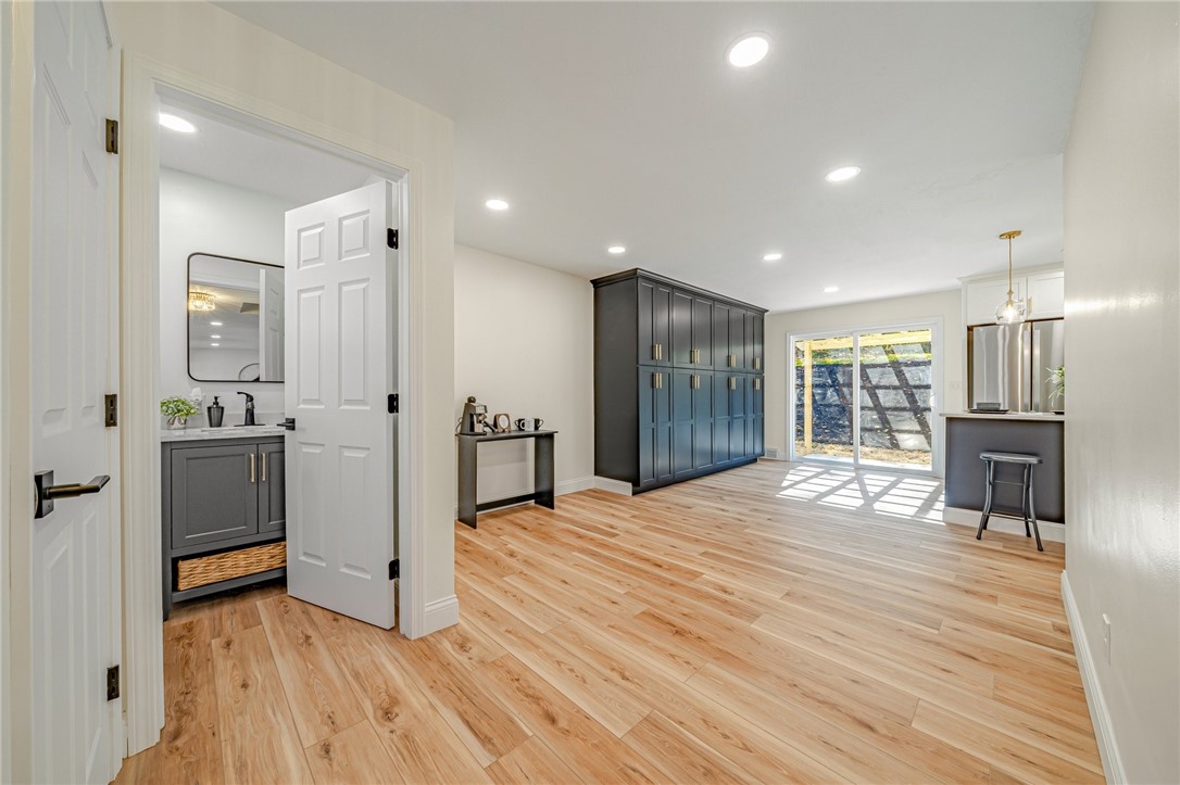 2405 E Springwood Drive