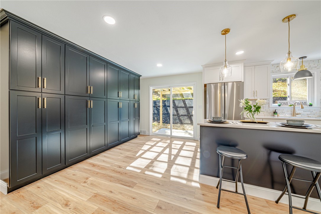 2405 E Springwood Drive