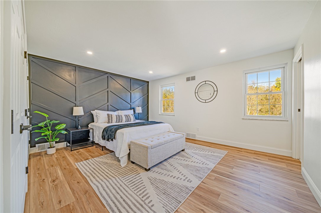 2405 E Springwood Drive