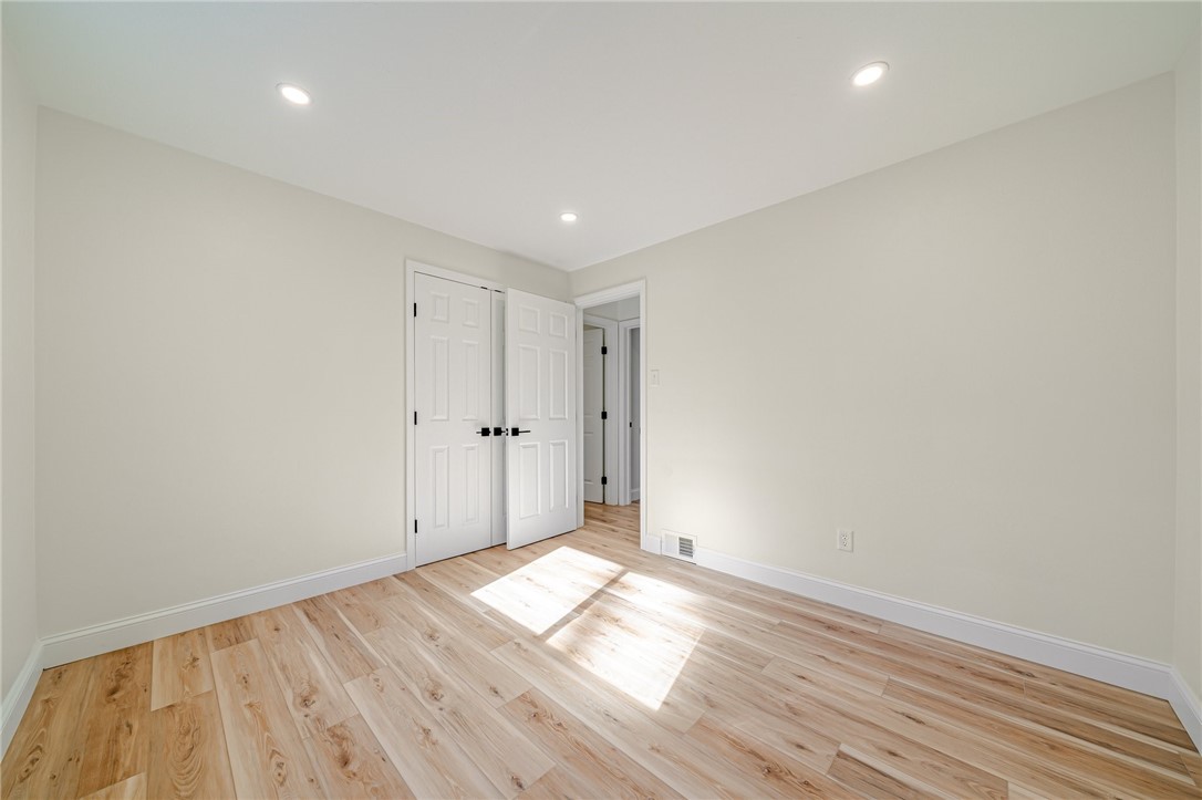 2405 E Springwood Drive