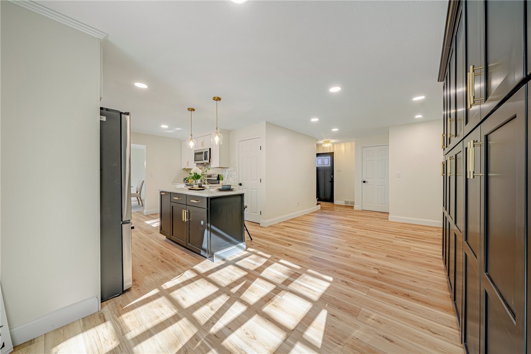 2405 E Springwood Drive