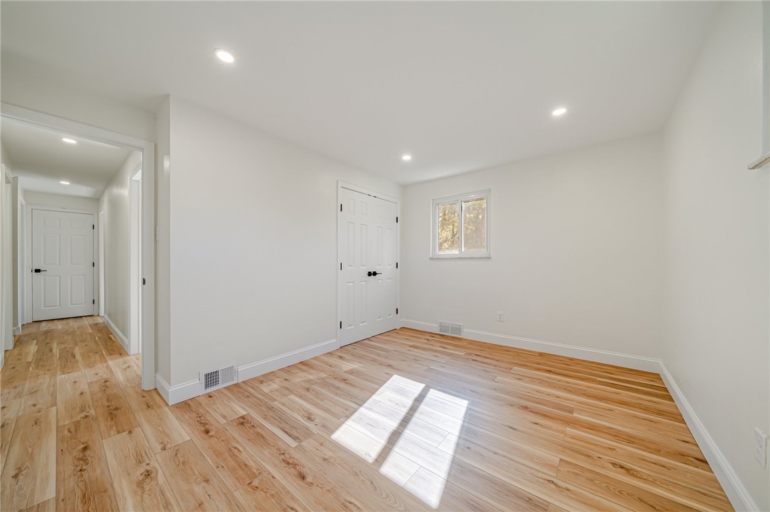 2405 E Springwood Drive