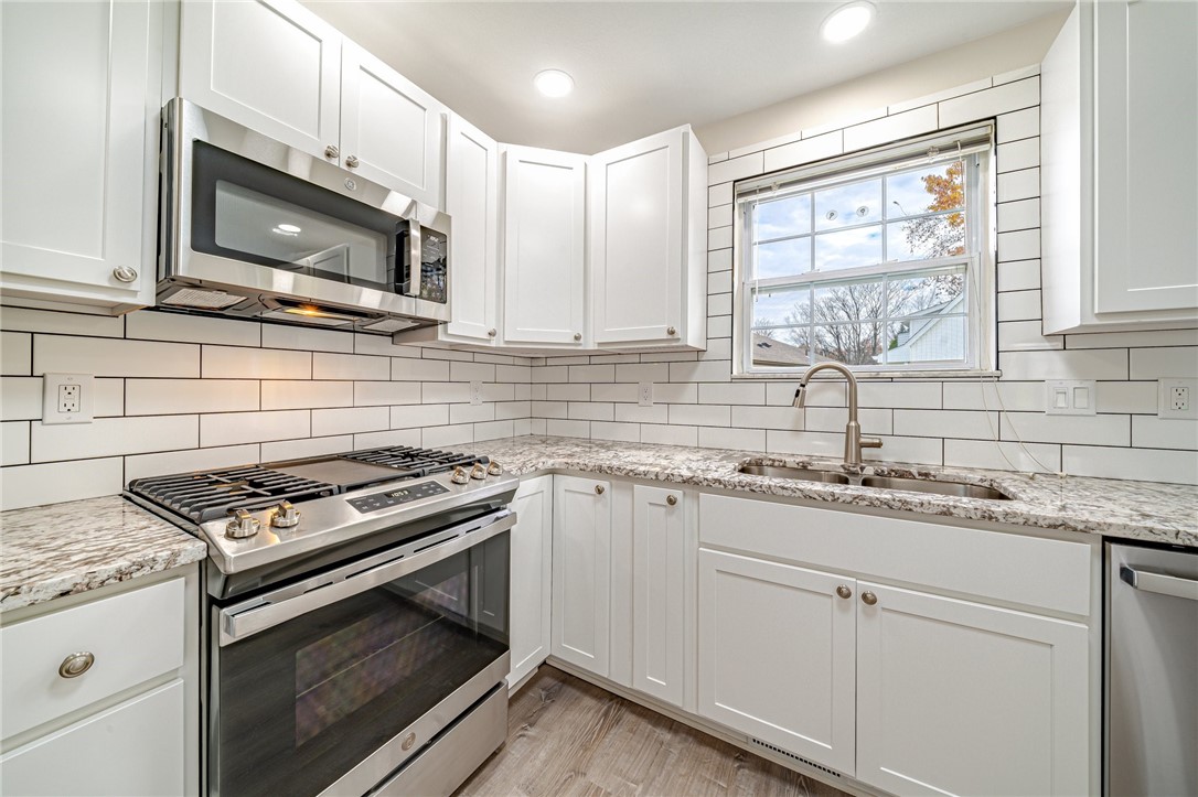 101 Seavey Highlands Dr