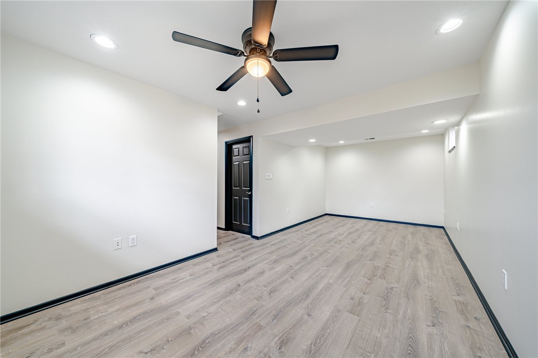 101 Seavey Highlands Dr