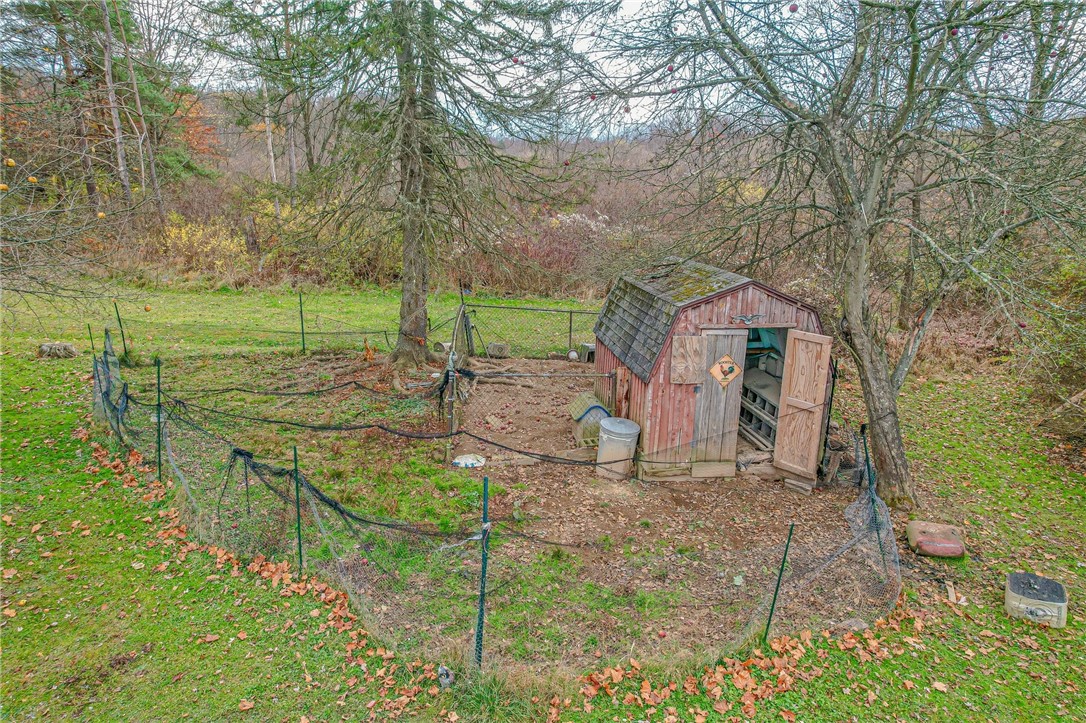 272 Pleasant View Dr