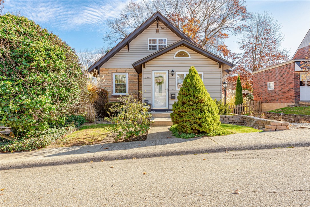 520 Vernon St