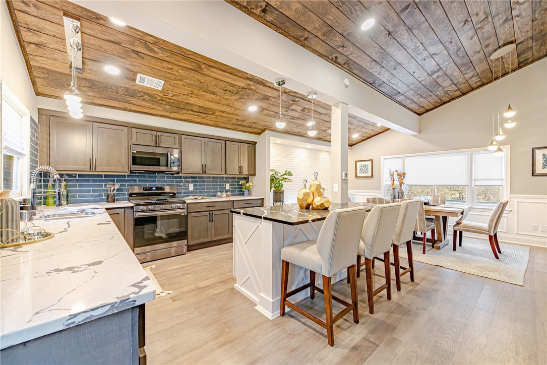 113 Brookdale Circle