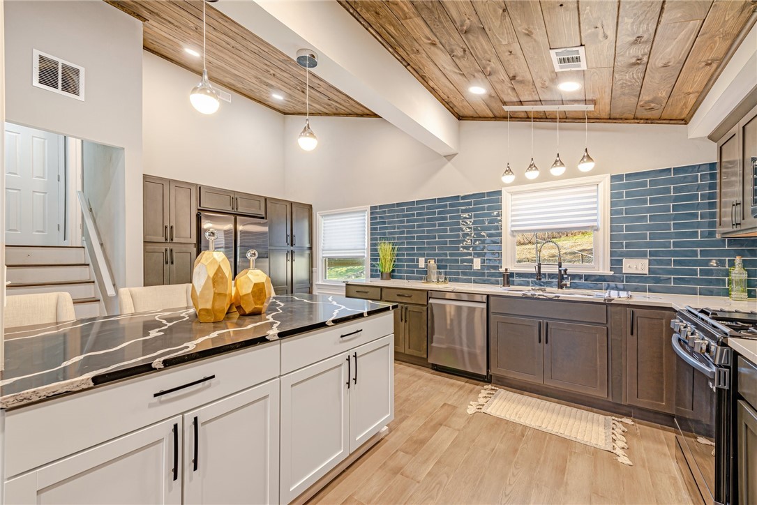 113 Brookdale Circle