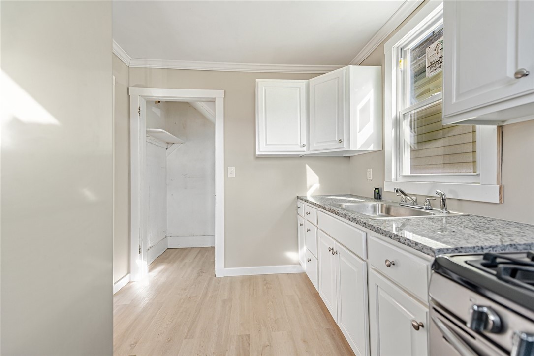 720 Saint Clair Avenue