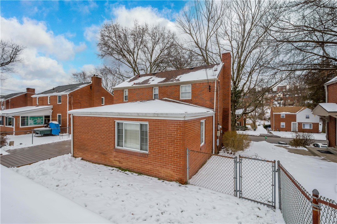 5352 Spring Valley Drive