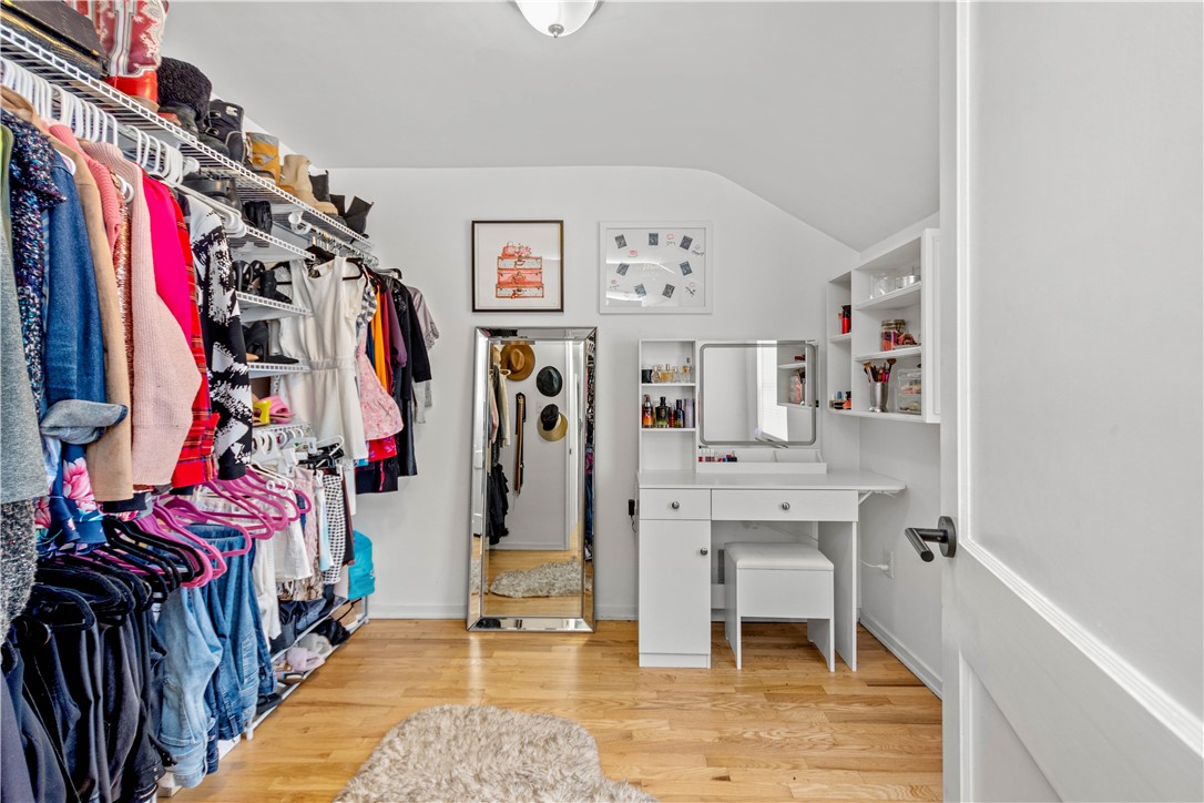 5352 Spring Valley Drive