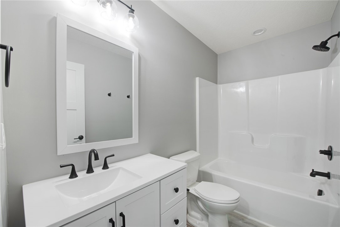 3824 GOLDIE LANE A-8