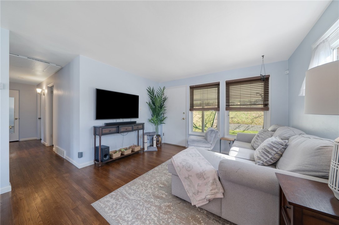 567 Firethorne Drive