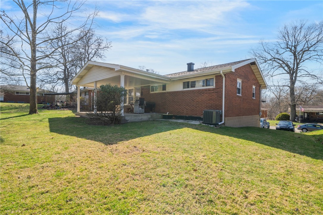 567 Firethorne Drive