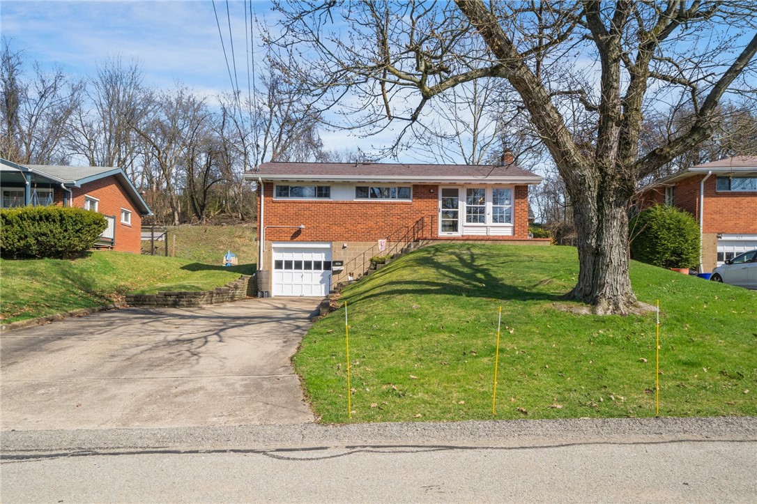 567 Firethorne Drive